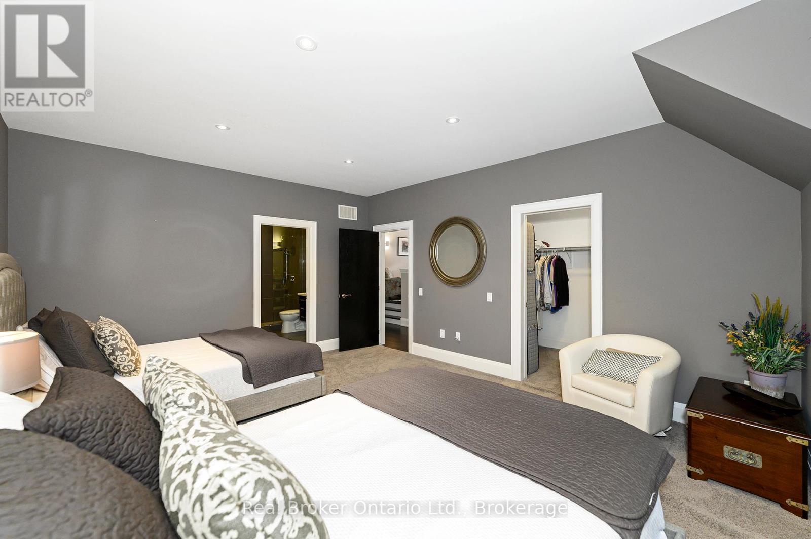 4507 Lakeshore Road, Burlington, Ontario  L7L 1B3 - Photo 32 - W13089140