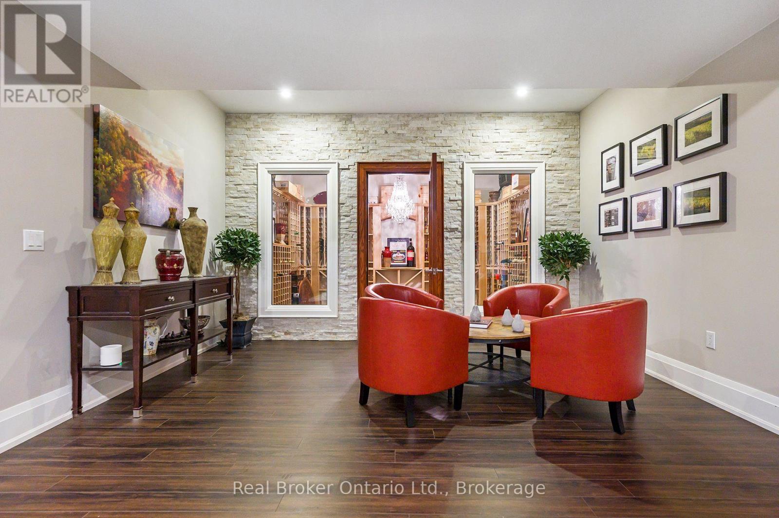 4507 Lakeshore Road, Burlington, Ontario  L7L 1B3 - Photo 35 - W13089140