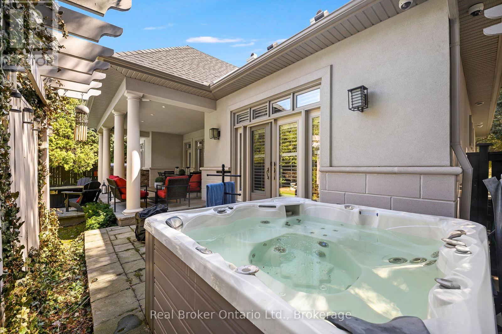 4507 Lakeshore Road, Burlington, Ontario  L7L 1B3 - Photo 41 - W13089140