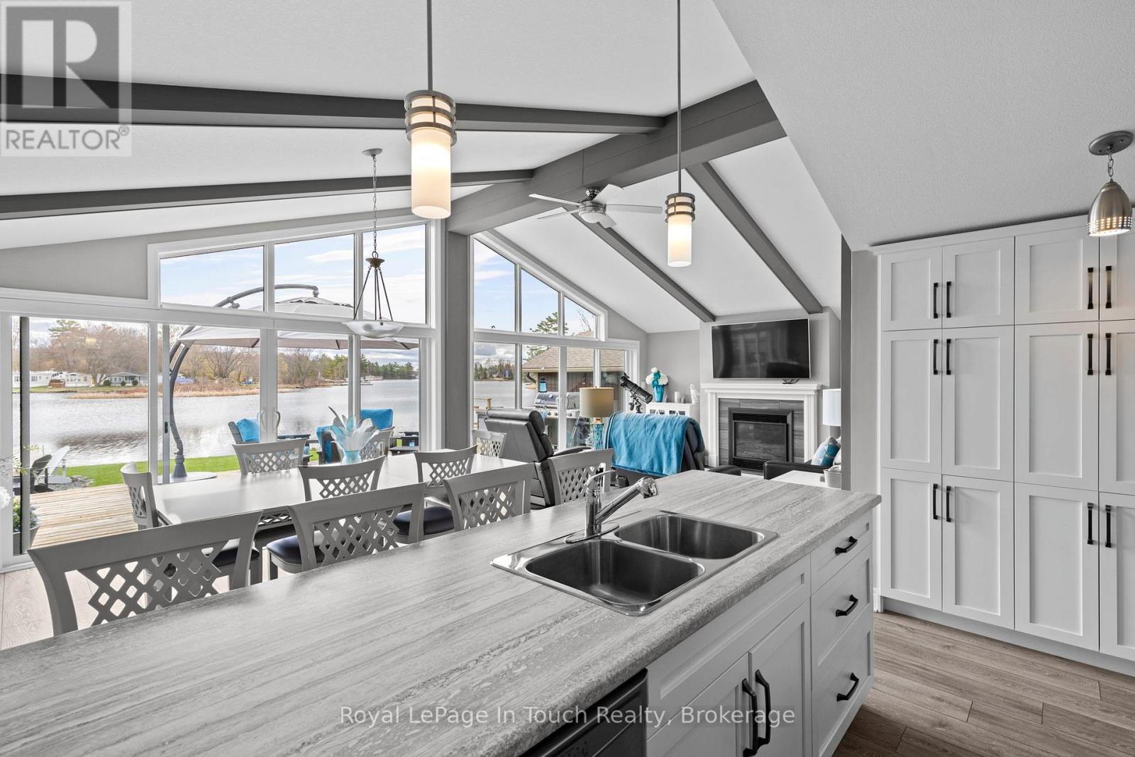 110 Lone Pine Road, Georgian Bay, Ontario  L0K 1S0 - Photo 14 - X13088994