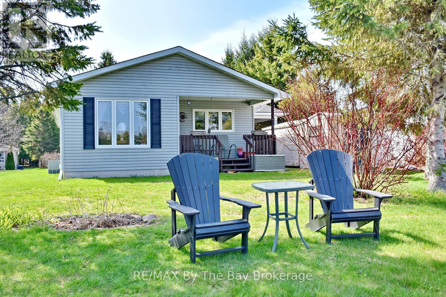 16 Indiana Avenue, Wasaga Beach, Ontario  L9Z 3A8 - Photo 23 - S13089434