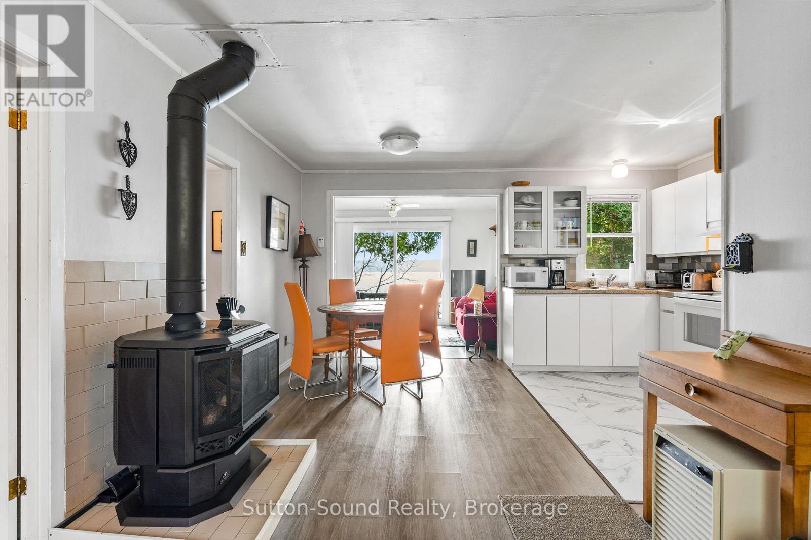 606 Mallory Beach Road, South Bruce Peninsula, Ontario  N0H 2T0 - Photo 18 - X13089666