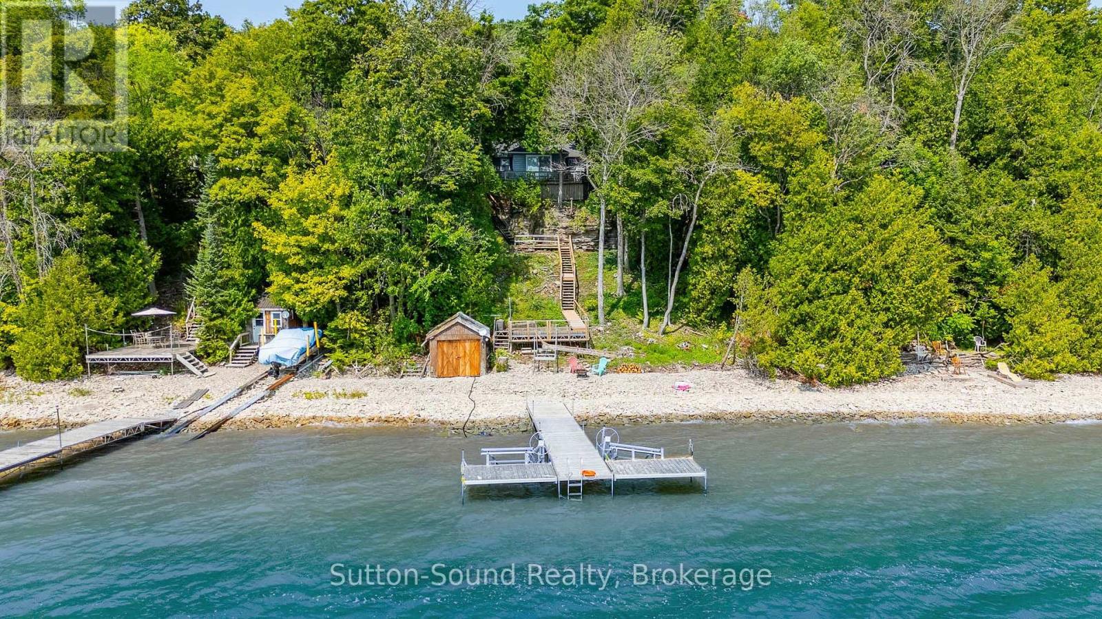 606 Mallory Beach Road, South Bruce Peninsula, Ontario  N0H 2T0 - Photo 2 - X13089666