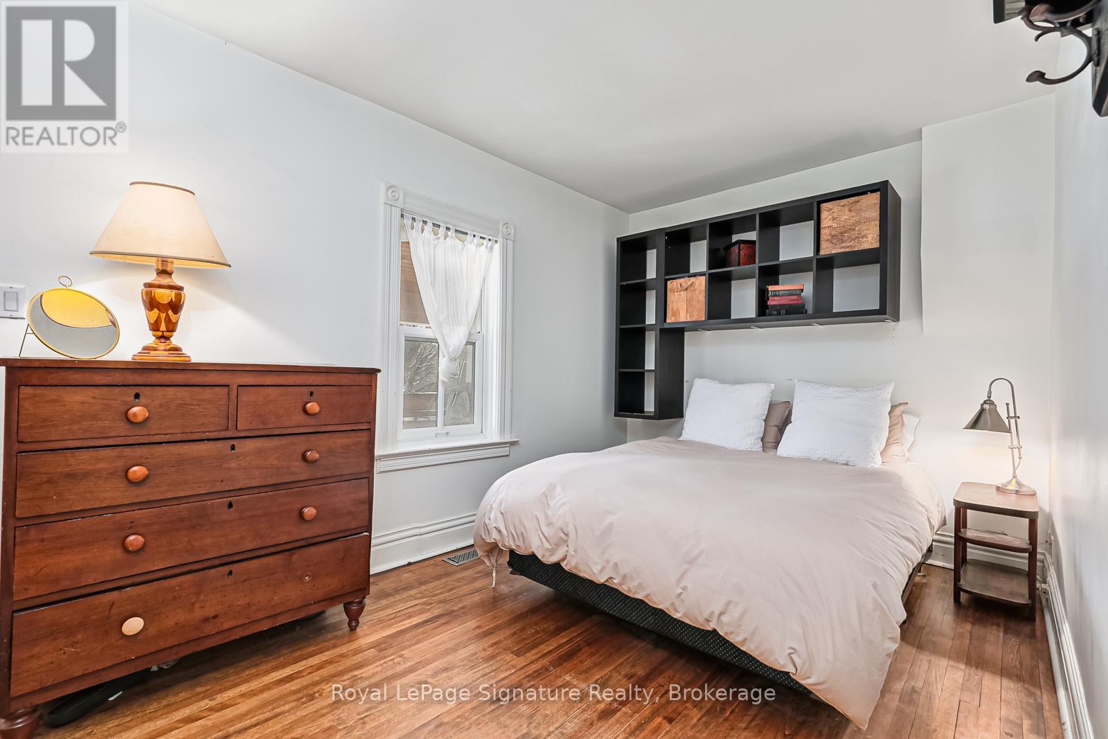 155 Clark Street, Blue Mountains, Ontario  N0H 1J0 - Photo 12 - X13089898