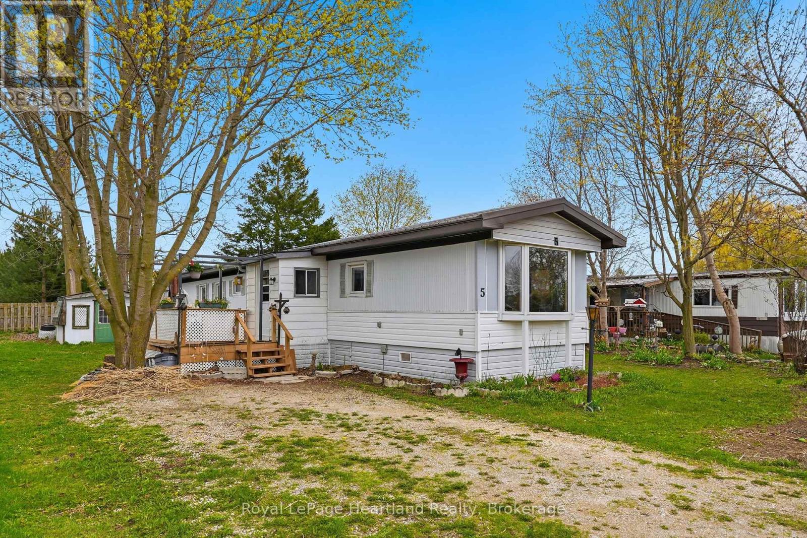 5 Trailer Park Road, Howick, Ontario  N0G 1V0 - Photo 2 - X13089960