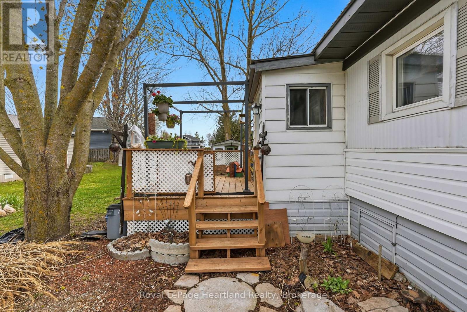 5 Trailer Park Road, Howick, Ontario  N0G 1V0 - Photo 4 - X13089960