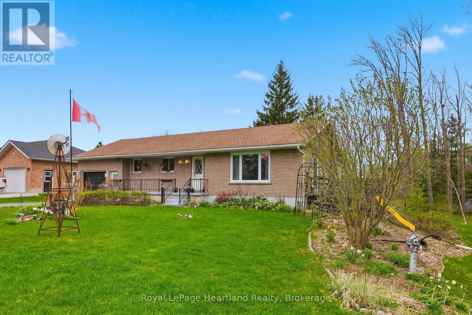 21 Brown Street S, Minto, Ontario  N0G 1M0 - Photo 32 - X13090210