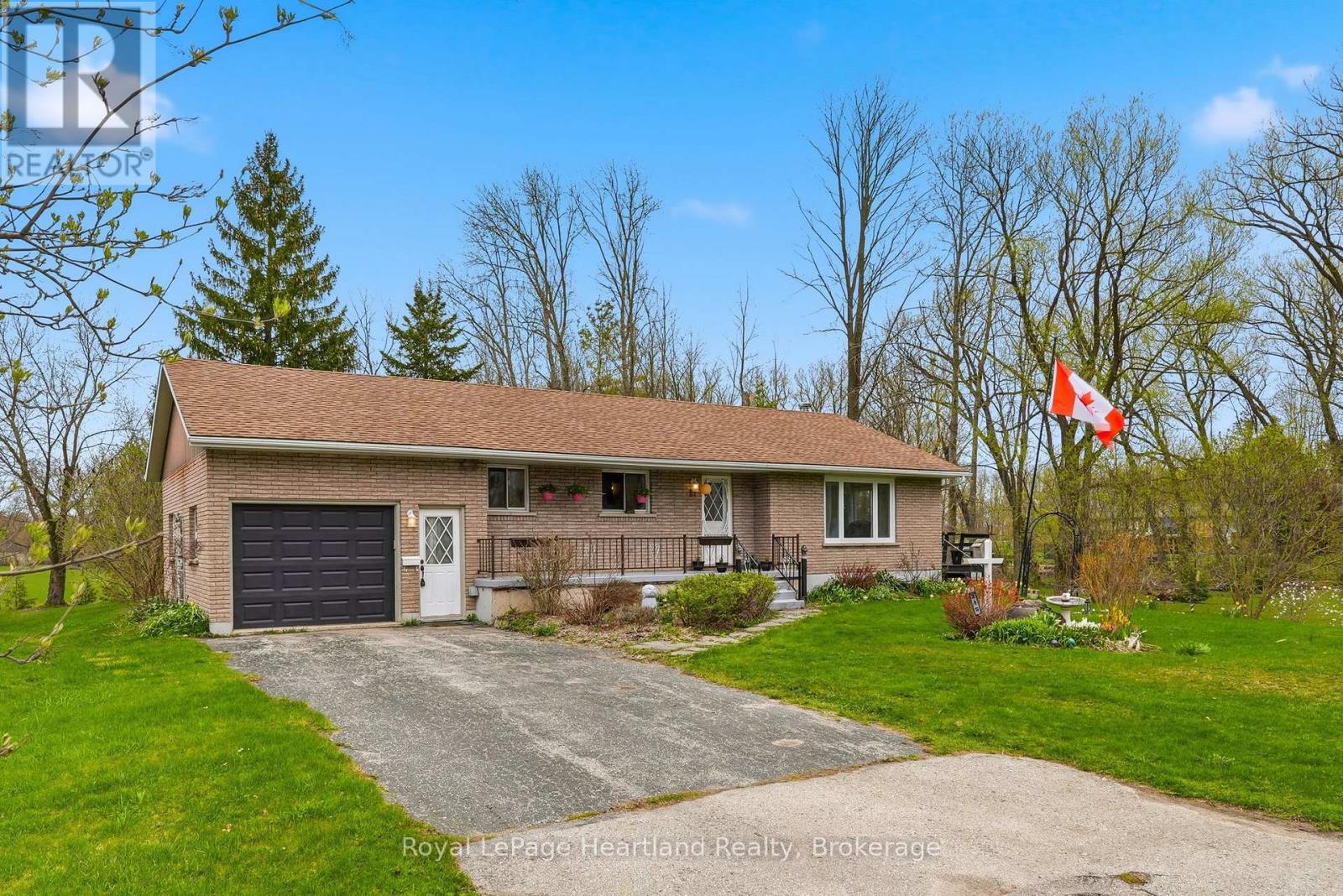 21 Brown Street S, Minto, Ontario  N0G 1M0 - Photo 34 - X13090210