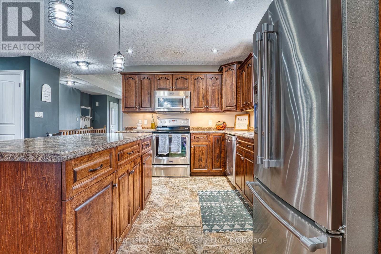 145 Krotz Street W, North Perth, Ontario  N4W 0E1 - Photo 11 - X13090530