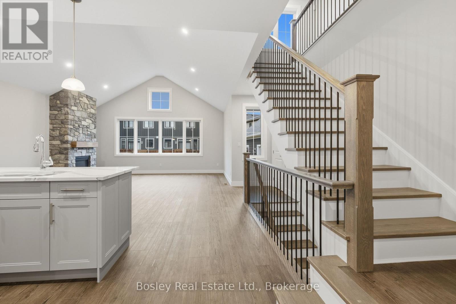 163 Sugar Maple Street, Blue Mountains, Ontario  L9Y 0Z3 - Photo 6 - X13090744
