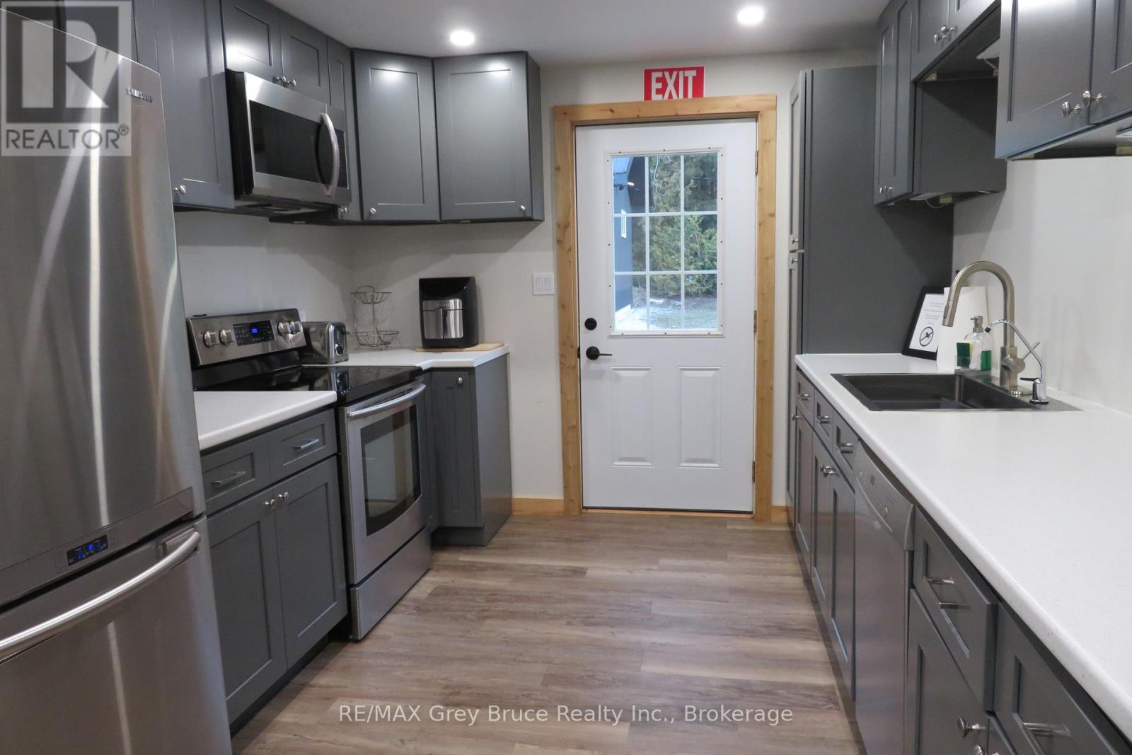 597 Stokes Bay Road, Northern Bruce Peninsula, Ontario  N0H 2M0 - Photo 11 - X13090824