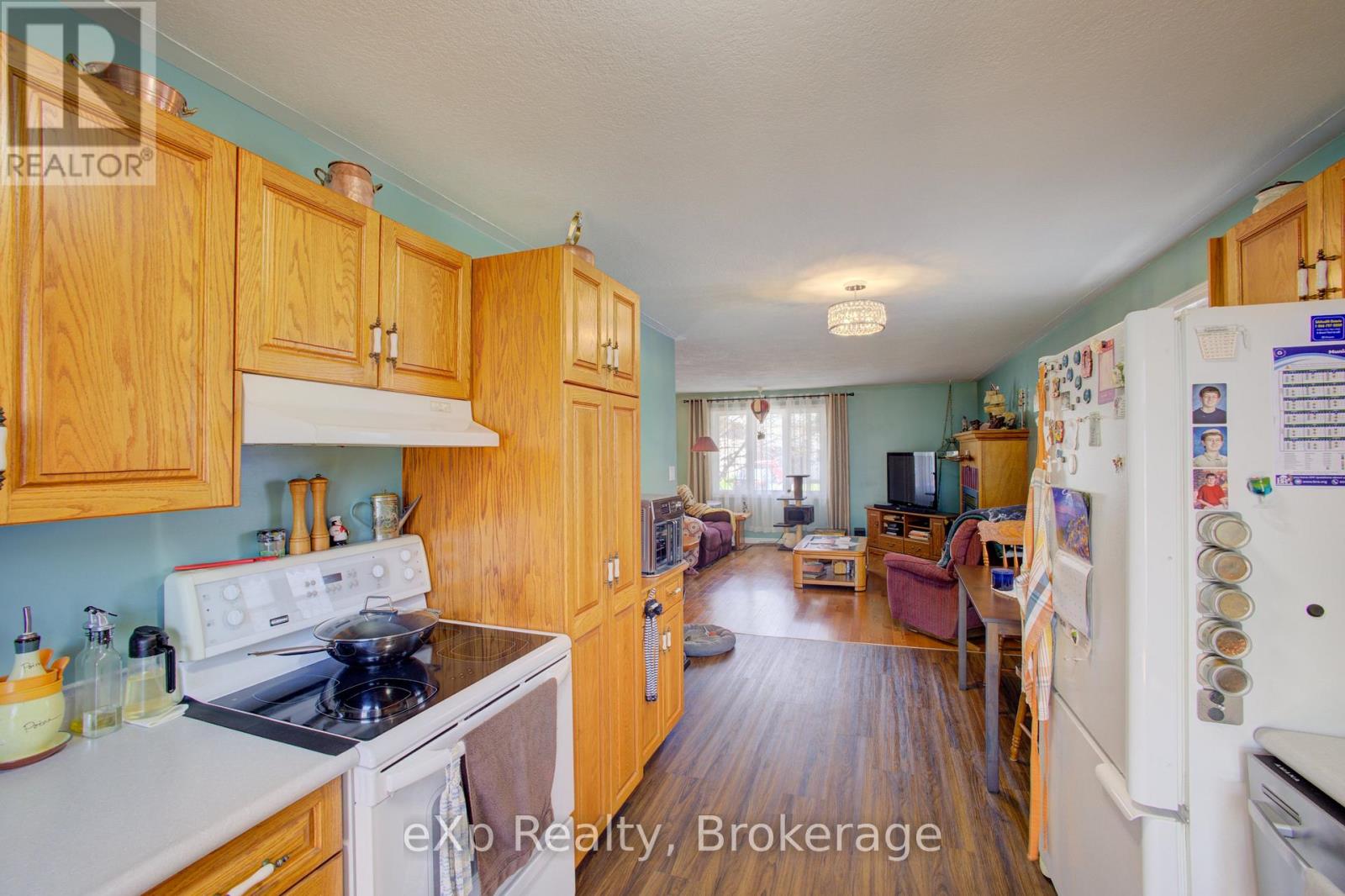 685 Reserve Avenue S, North Perth, Ontario  N4W 2L3 - Photo 13 - X13091708