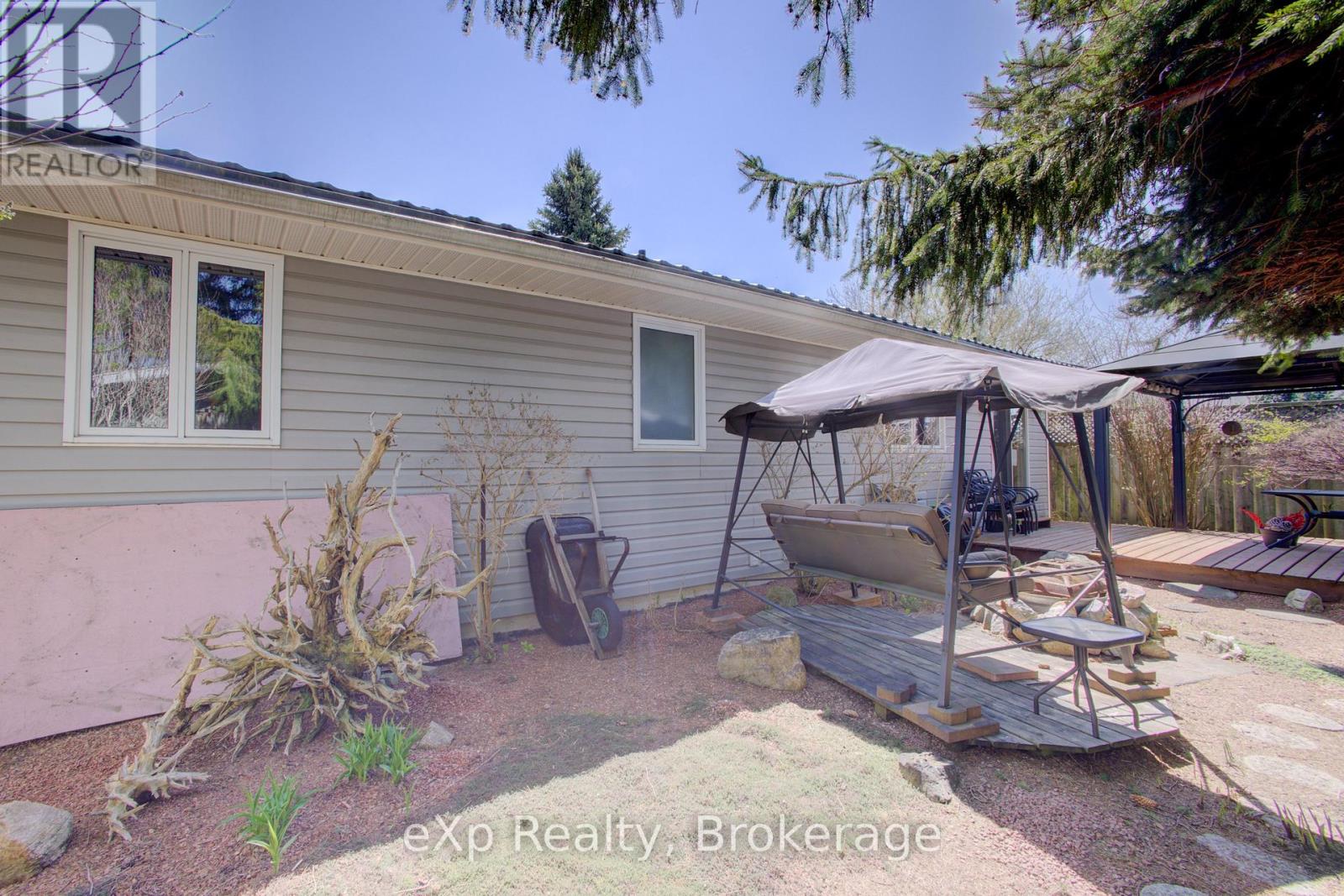 685 Reserve Avenue S, North Perth, Ontario  N4W 2L3 - Photo 26 - X13091708