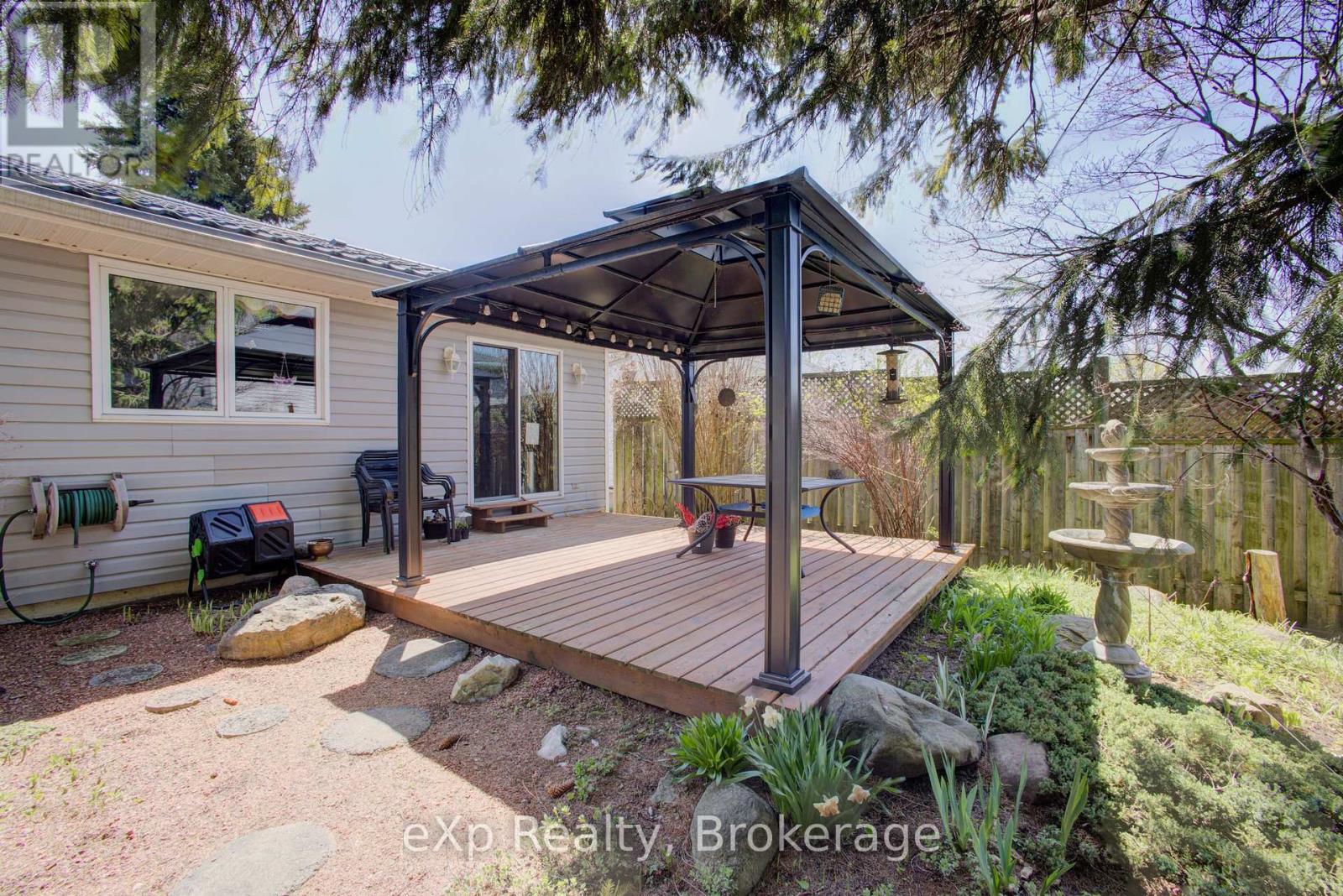 685 Reserve Avenue S, North Perth, Ontario  N4W 2L3 - Photo 28 - X13091708