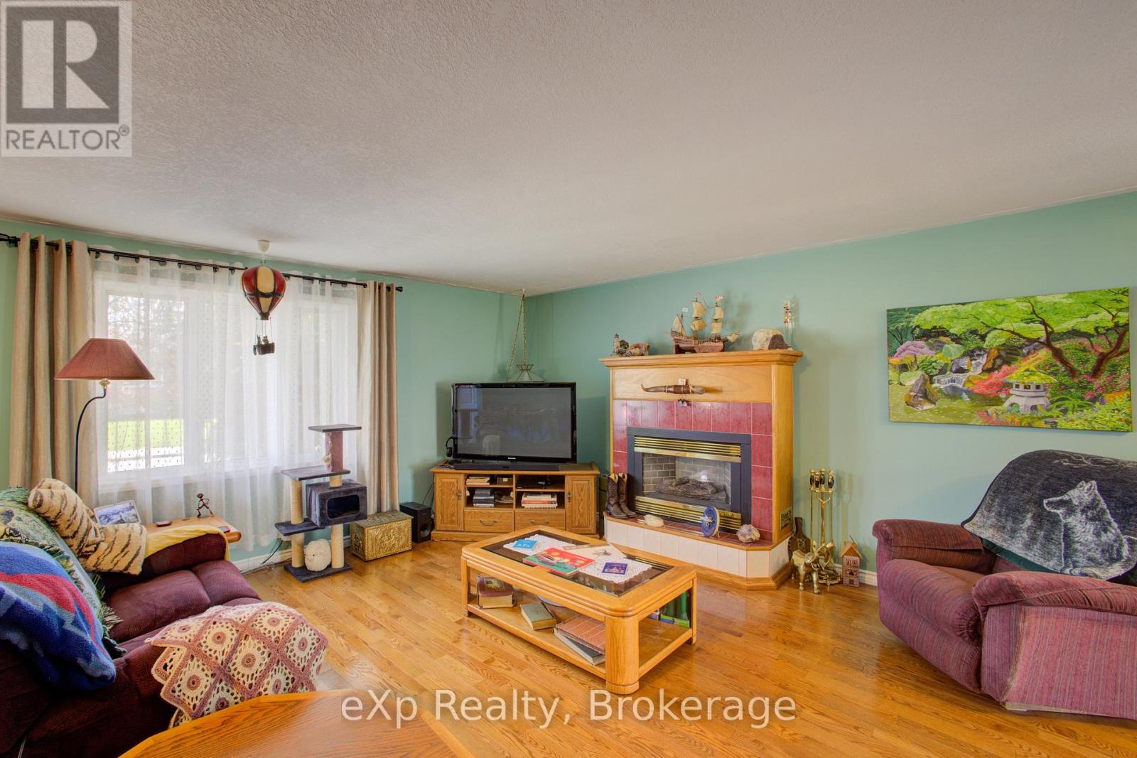 685 Reserve Avenue S, North Perth, Ontario  N4W 2L3 - Photo 7 - X13091708