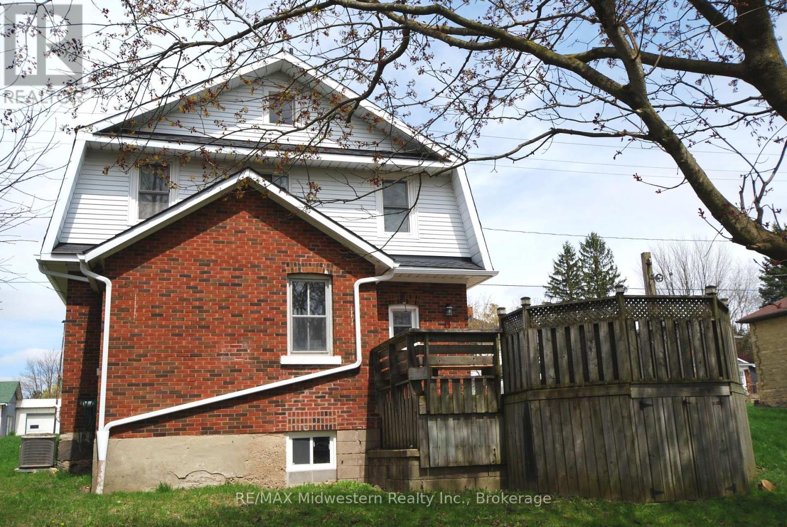 200 Elora Street S, Minto, Ontario  N0G 1Z0 - Photo 2 - X13092270
