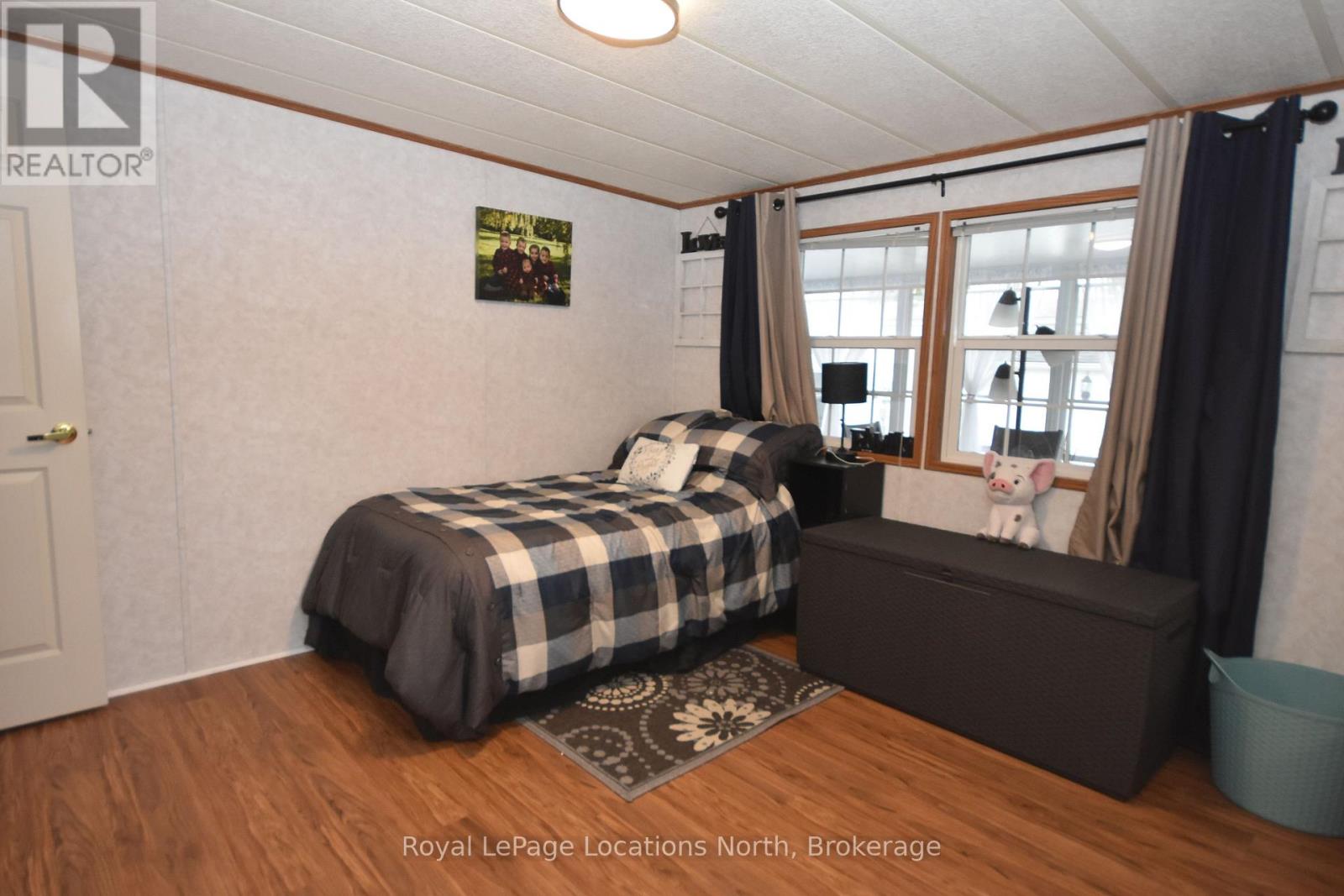 20 Topaz Street W, Wasaga Beach, Ontario  L9Z 1X7 - Photo 21 - S13092532
