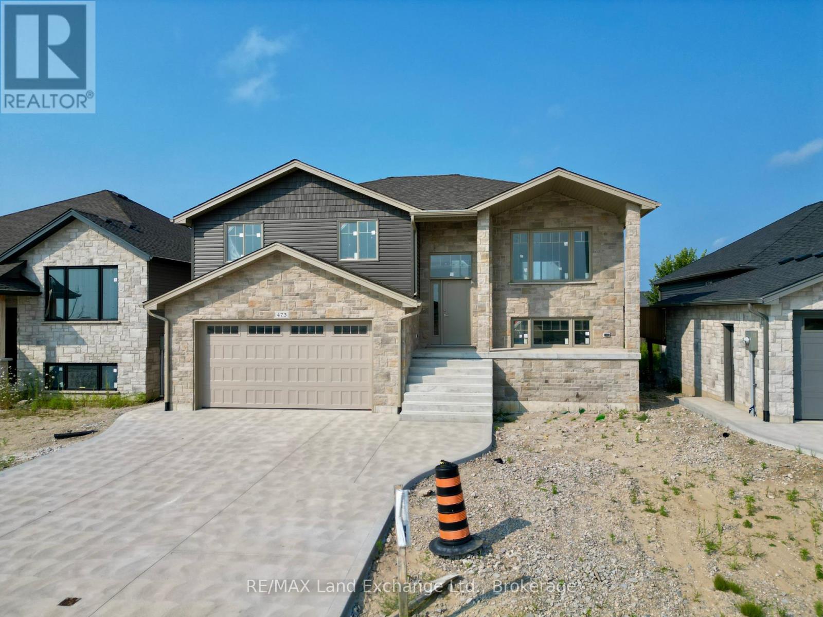 473 NORTHPORT DRIVE, Saugeen Shores, Ontario