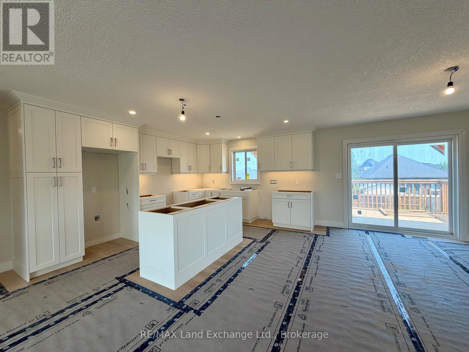 473 Northport Drive, Saugeen Shores, Ontario  N0H 2C8 - Photo 2 - X13092444