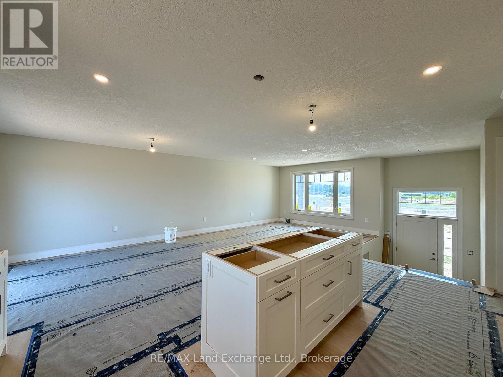 473 Northport Drive, Saugeen Shores, Ontario  N0H 2C8 - Photo 3 - X13092444
