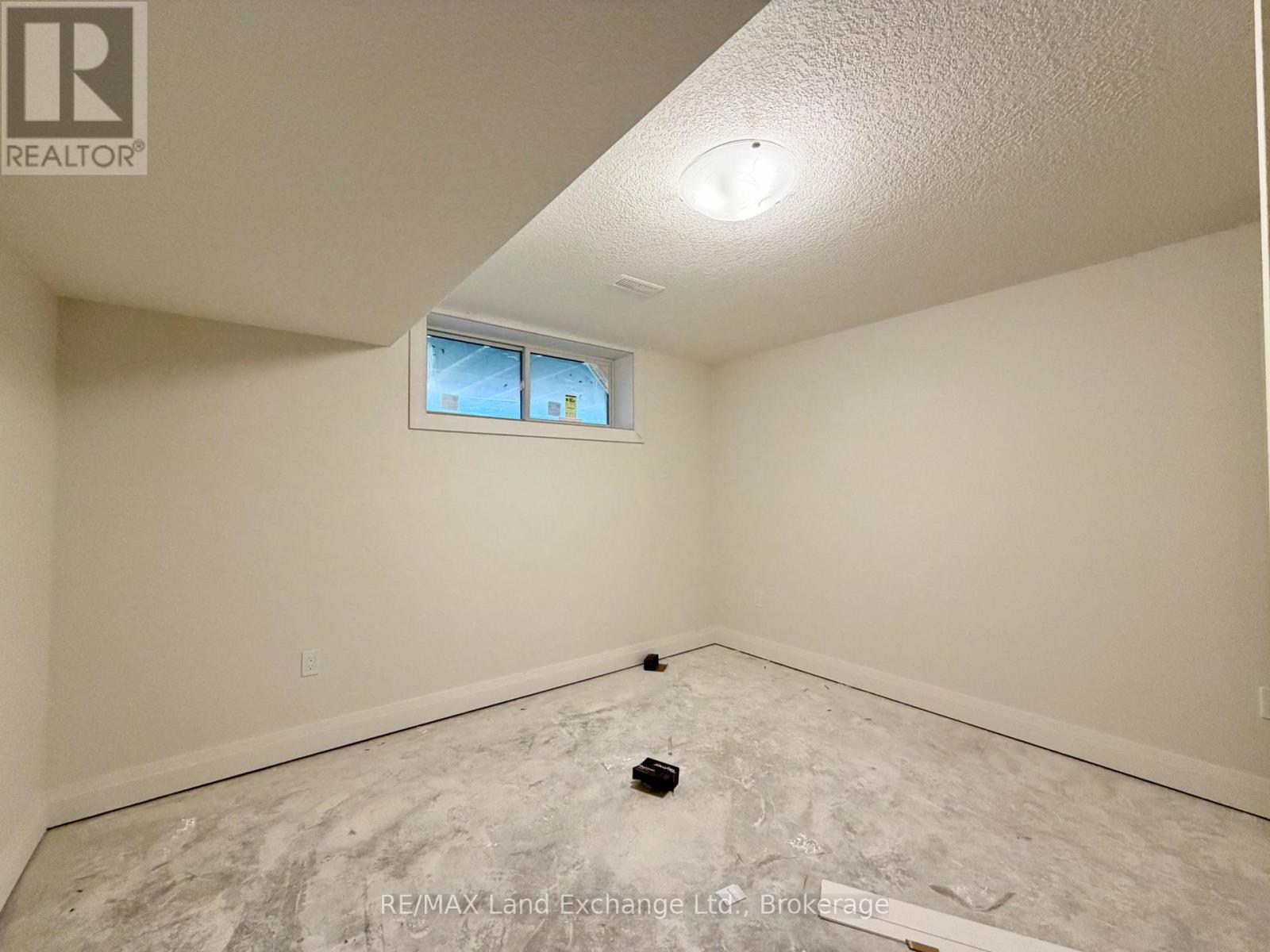 443 Ivings Drive, Saugeen Shores, Ontario  N0H 2C3 - Photo 8 - X13092450