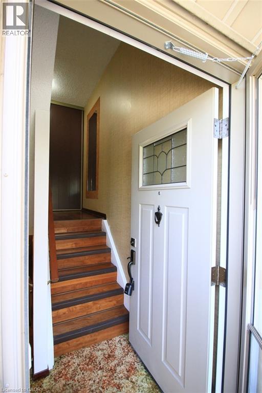 63 Fonthill Road Unit# 4, Hamilton, Ontario  L9C 6T1 - Photo 6 - 40827973