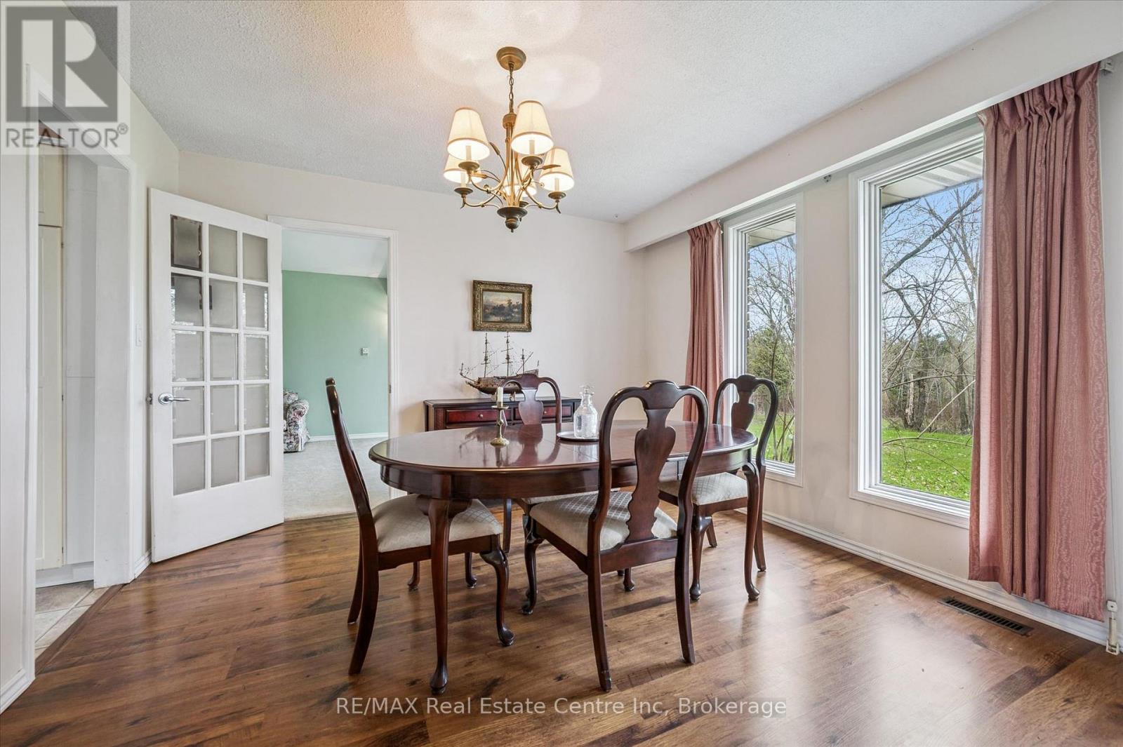 8420 Eramosa-Garafraxa Townline, Centre Wellington, Ontario  N1M 2W5 - Photo 11 - X13094578