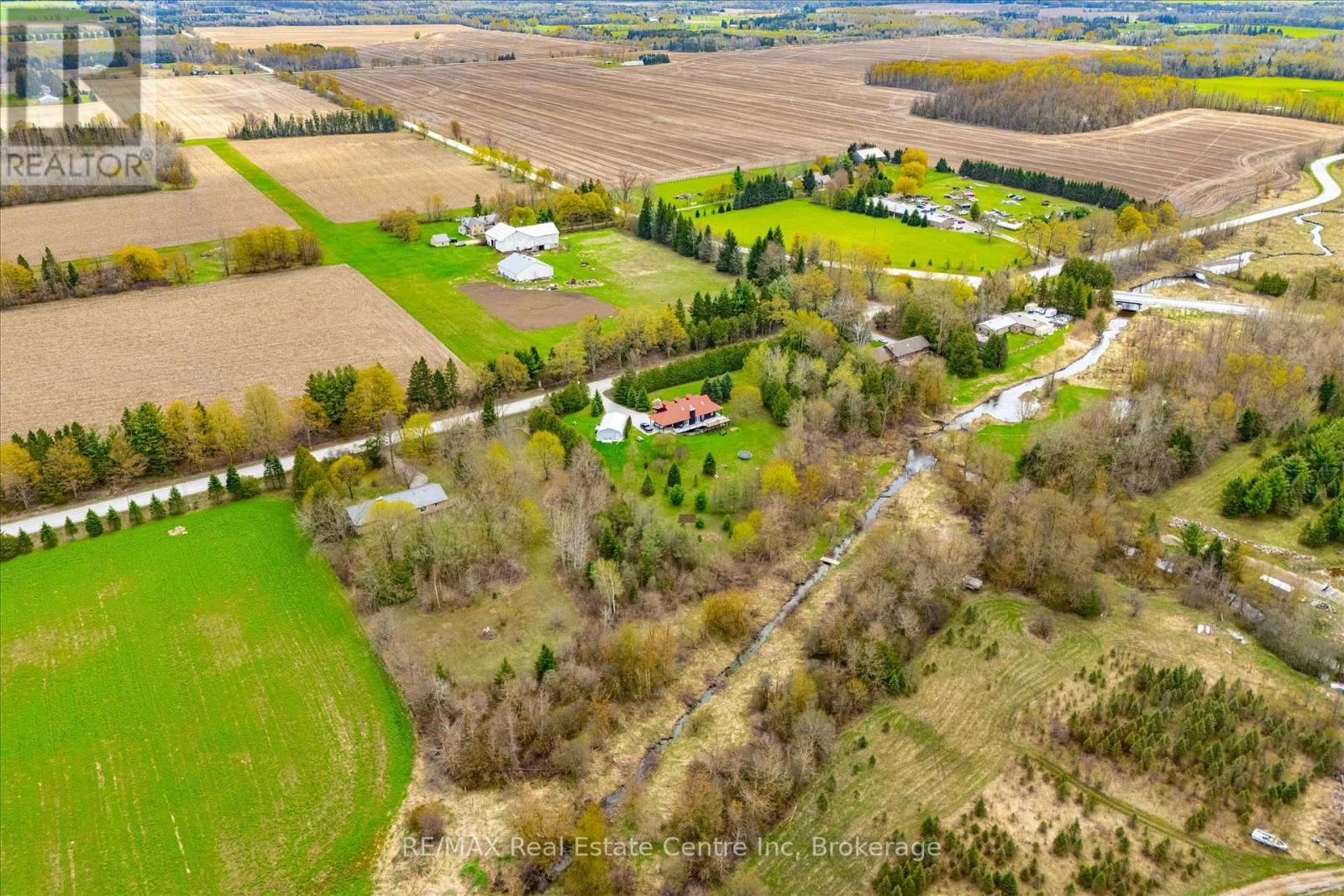 8420 Eramosa-Garafraxa Townline, Centre Wellington, Ontario  N1M 2W5 - Photo 43 - X13094578