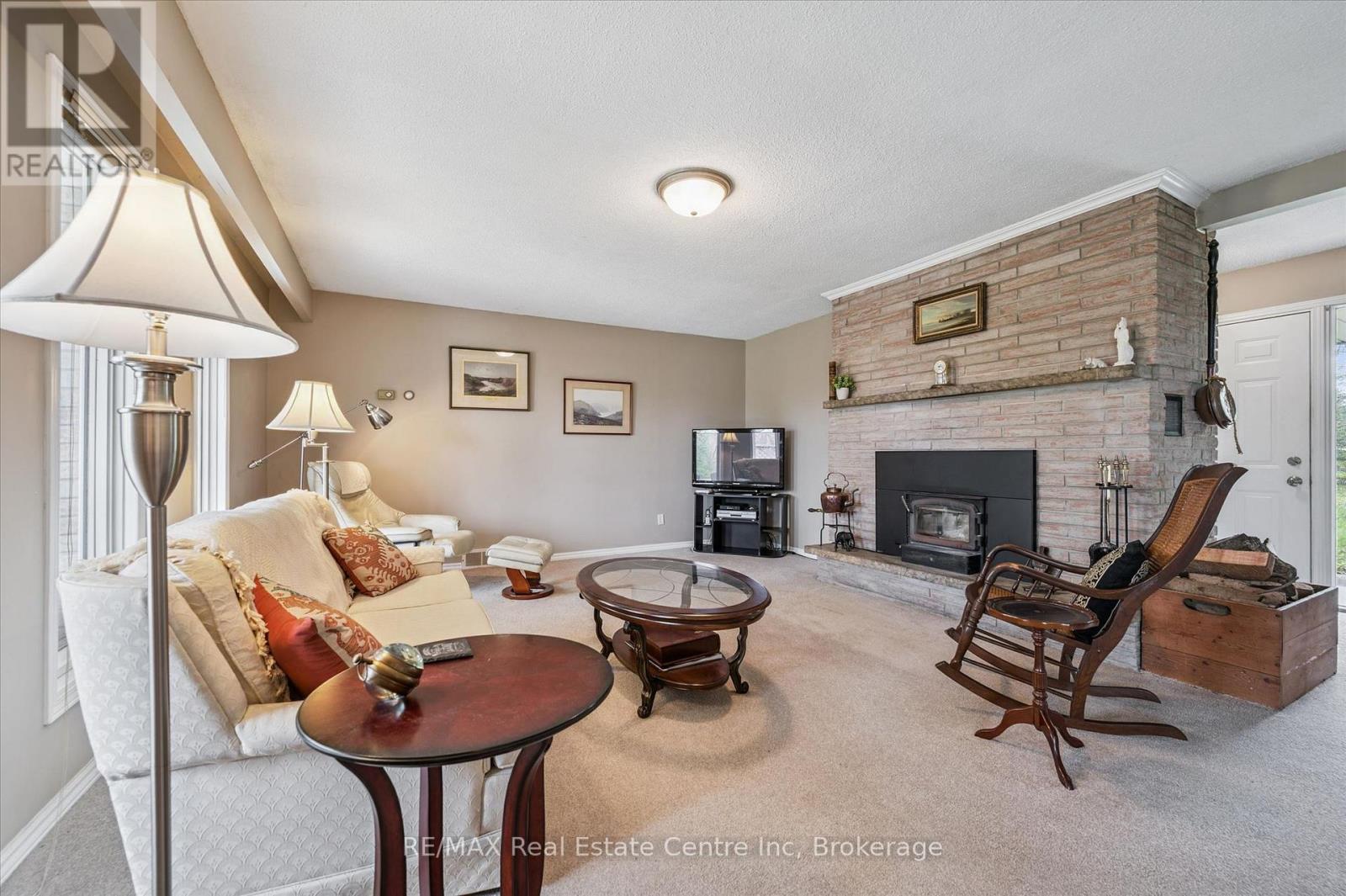 8420 Eramosa-Garafraxa Townline, Centre Wellington, Ontario  N1M 2W5 - Photo 6 - X13094578
