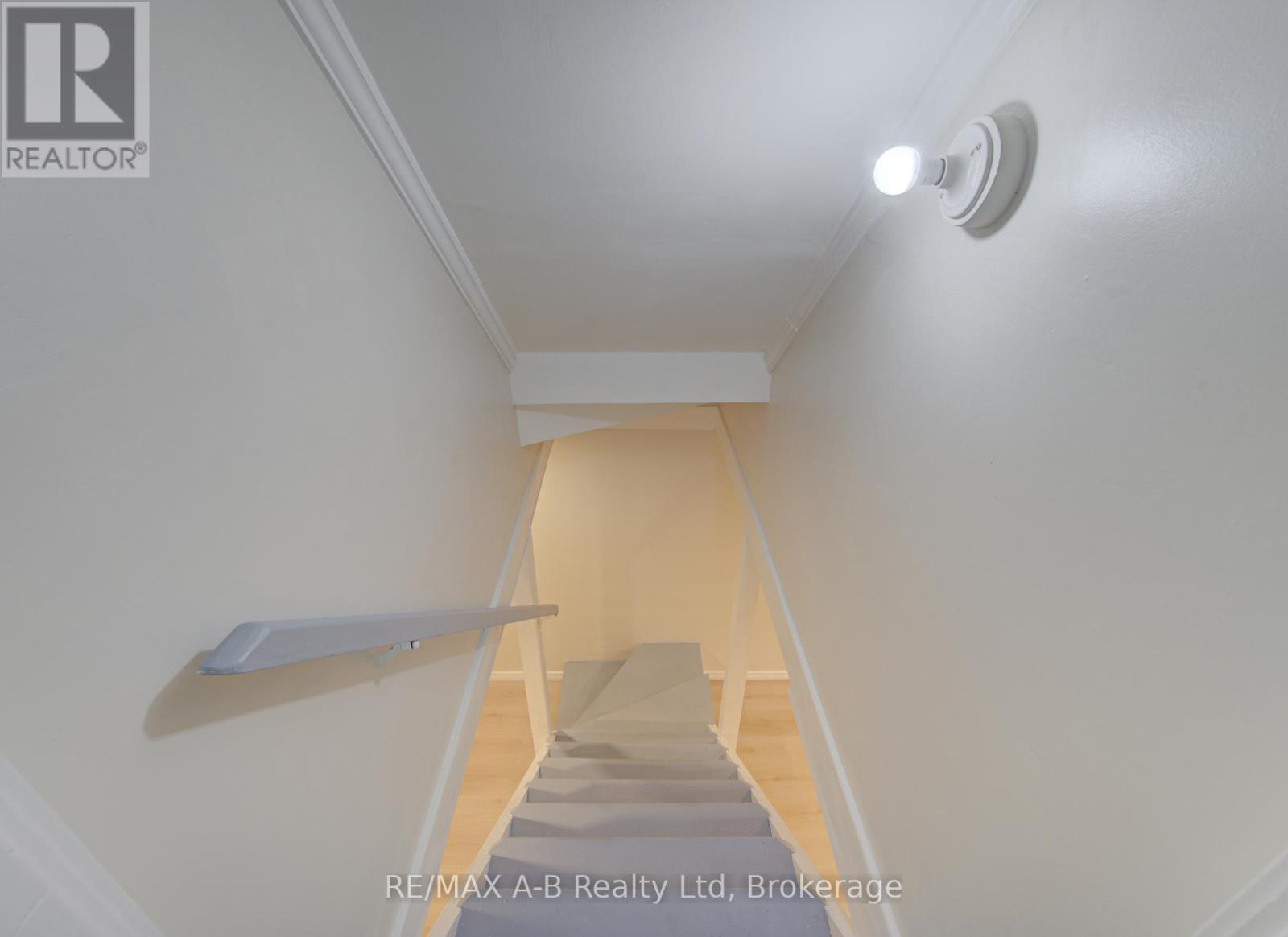 34 Somerset Street, Stratford, Ontario  N5A 6K1 - Photo 25 - X13094790