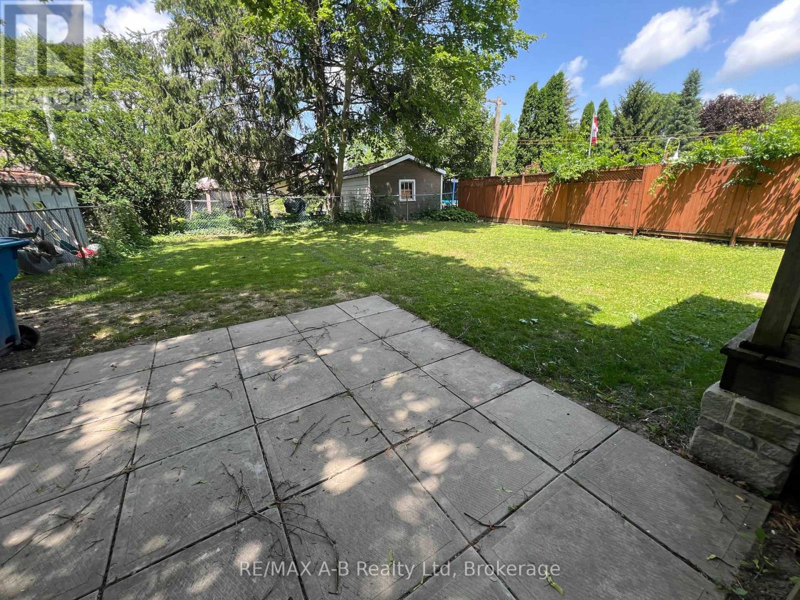 34 Somerset Street, Stratford, Ontario  N5A 6K1 - Photo 33 - X13094790