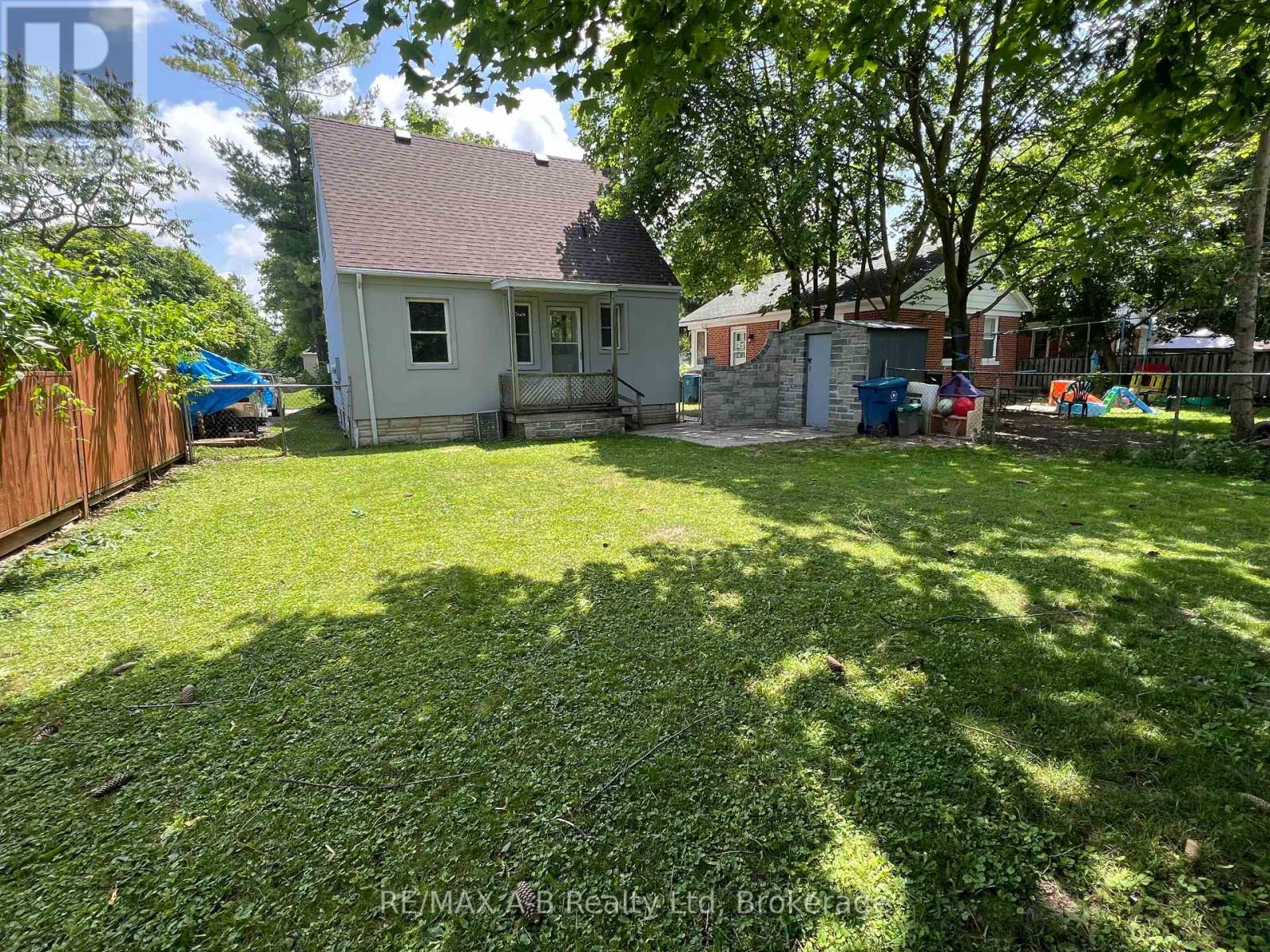 34 Somerset Street, Stratford, Ontario  N5A 6K1 - Photo 35 - X13094790