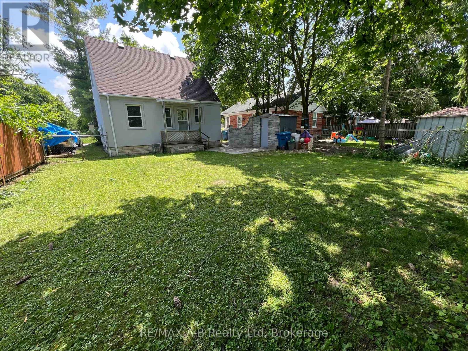34 Somerset Street, Stratford, Ontario  N5A 6K1 - Photo 36 - X13094790