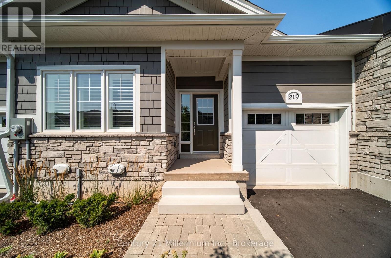219 Ironwood Way, Georgian Bluffs, Ontario  N0H 1S0 - Photo 4 - X13094870