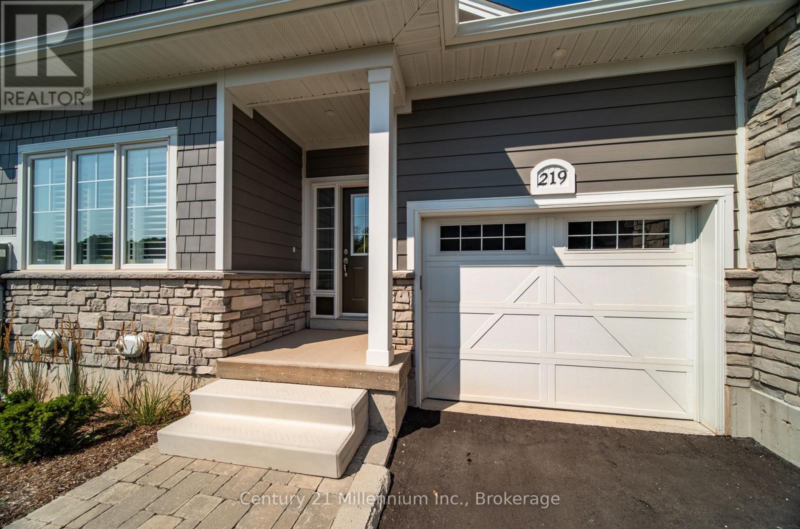 219 Ironwood Way, Georgian Bluffs, Ontario  N0H 1S0 - Photo 5 - X13094870
