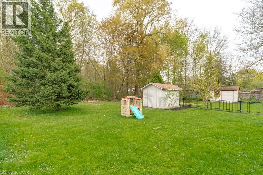 638 Glen Forrest Boulevard, Waterloo, Ontario  N2L 4K2 - Photo 34 - 40827634