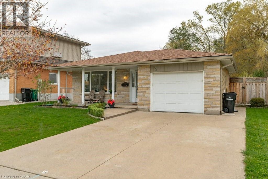 638 Glen Forrest Boulevard, Waterloo, Ontario  N2L 4K2 - Photo 4 - 40827634