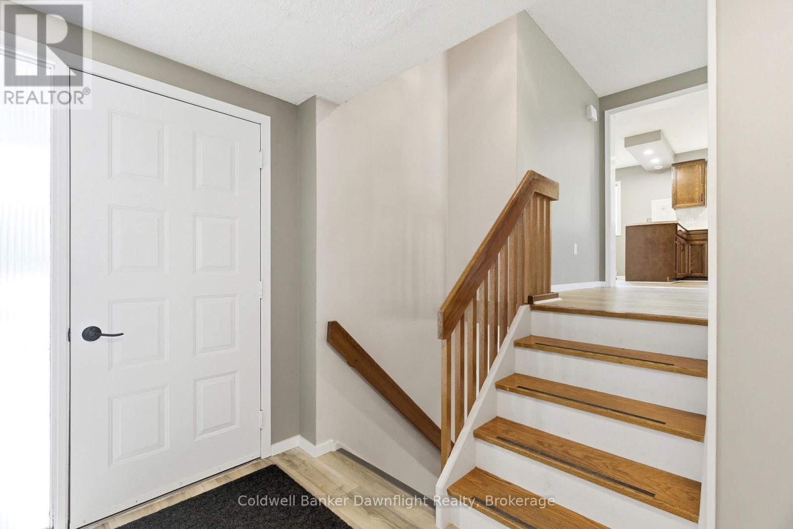516 Maitland Court, North Huron, Ontario  N0G 2W0 - Photo 5 - X13094926