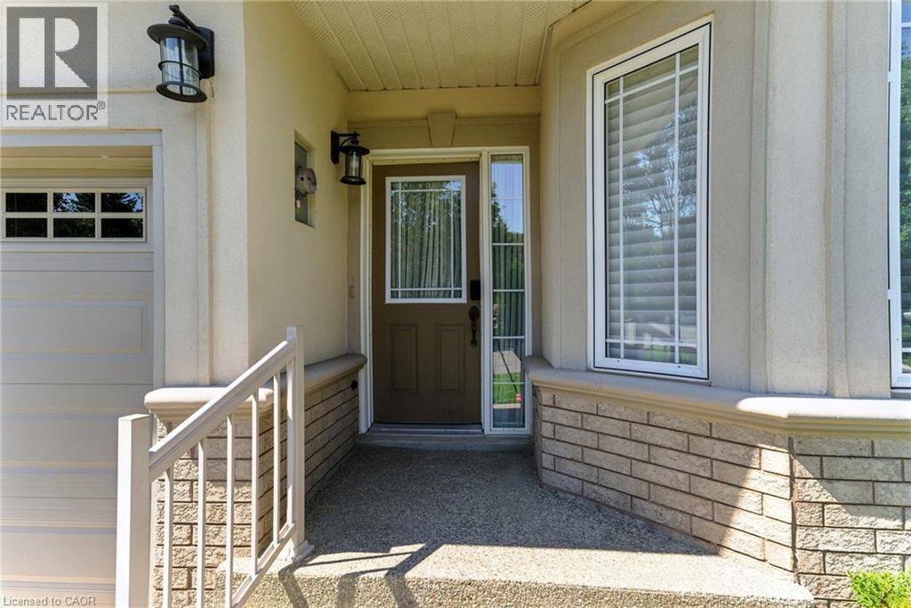 40 Wesleyan Court Unit# 6, Ancaster, Ontario  L9G 5C7 - Photo 3 - 40828030