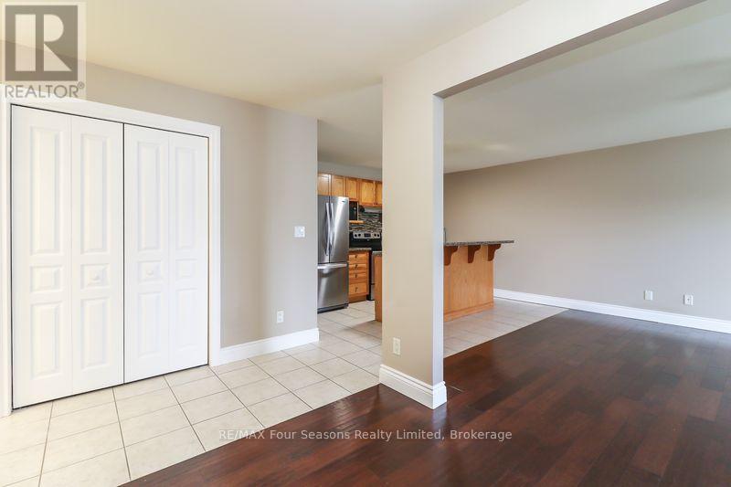 101 - 435 Walnut Street, Collingwood, Ontario  L9Y 5J9 - Photo 5 - S13096020