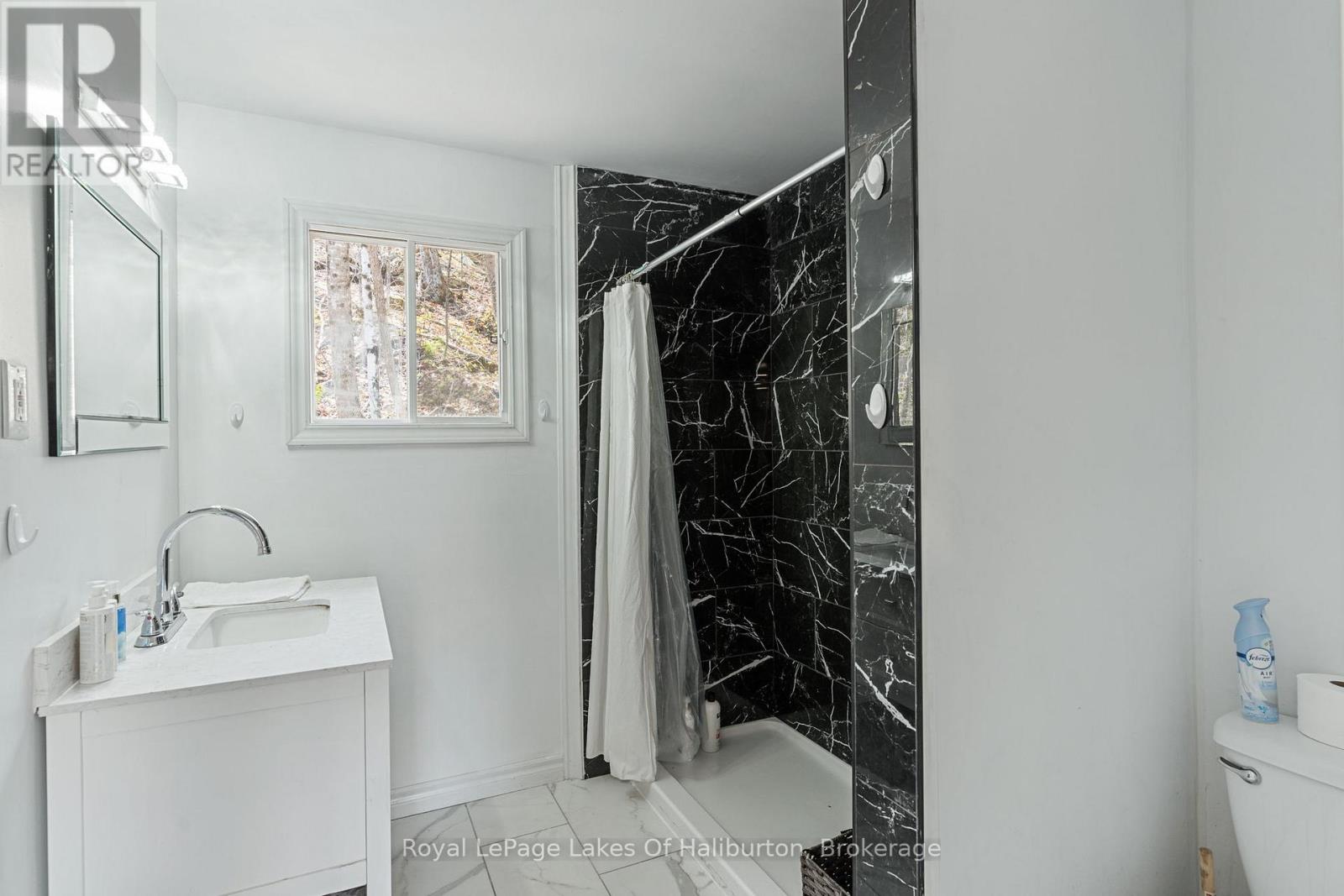 1027 Spencers Trail, Highlands East, Ontario  K0M 1X0 - Photo 17 - X13095752