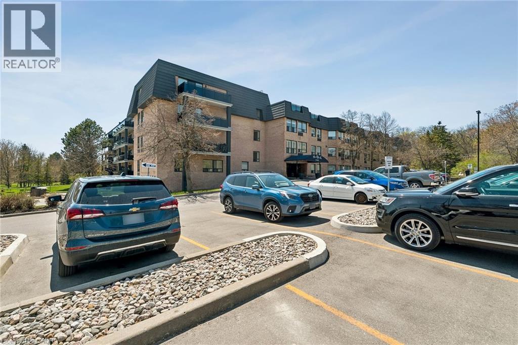 155 Main Street N Unit# 327, Newmarket, Ontario  L3Y 8C2 - Photo 2 - 40827345