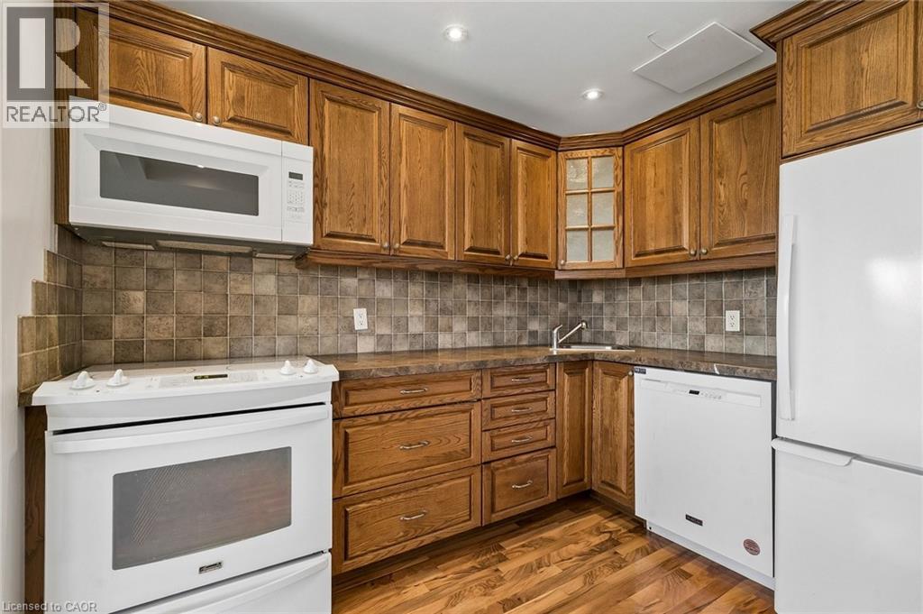 155 Main Street N Unit# 327, Newmarket, Ontario  L3Y 8C2 - Photo 21 - 40827345