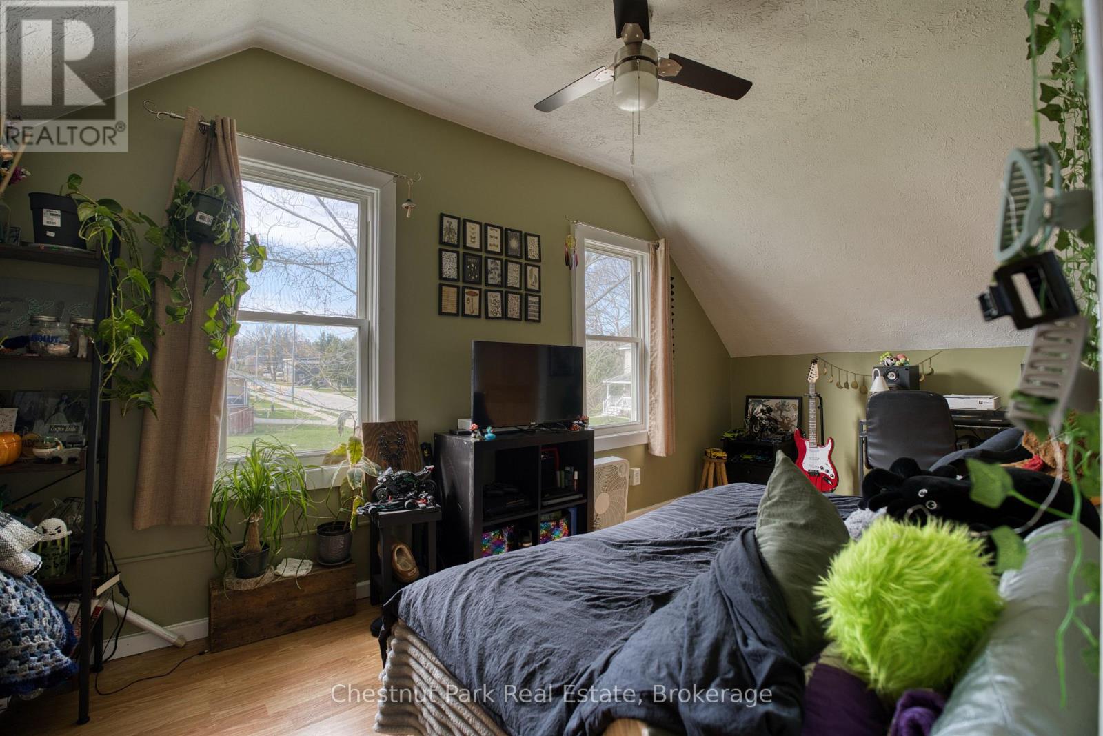 529 Claude Street, South Bruce Peninsula, Ontario  N0H 2T0 - Photo 11 - X13096338