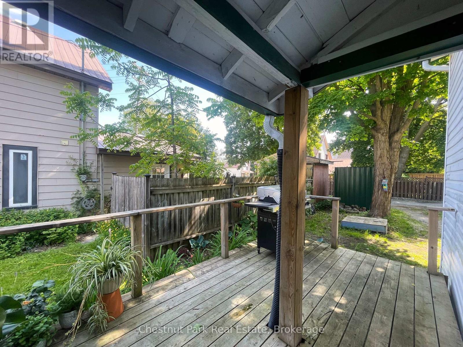 529 Claude Street, South Bruce Peninsula, Ontario  N0H 2T0 - Photo 13 - X13096338