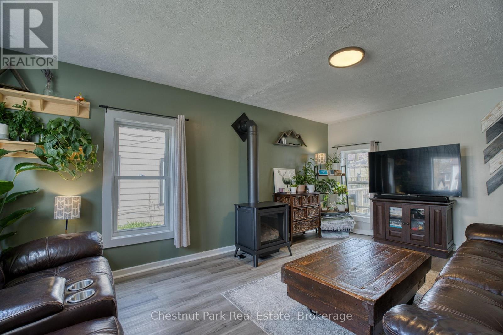 529 Claude Street, South Bruce Peninsula, Ontario  N0H 2T0 - Photo 4 - X13096338