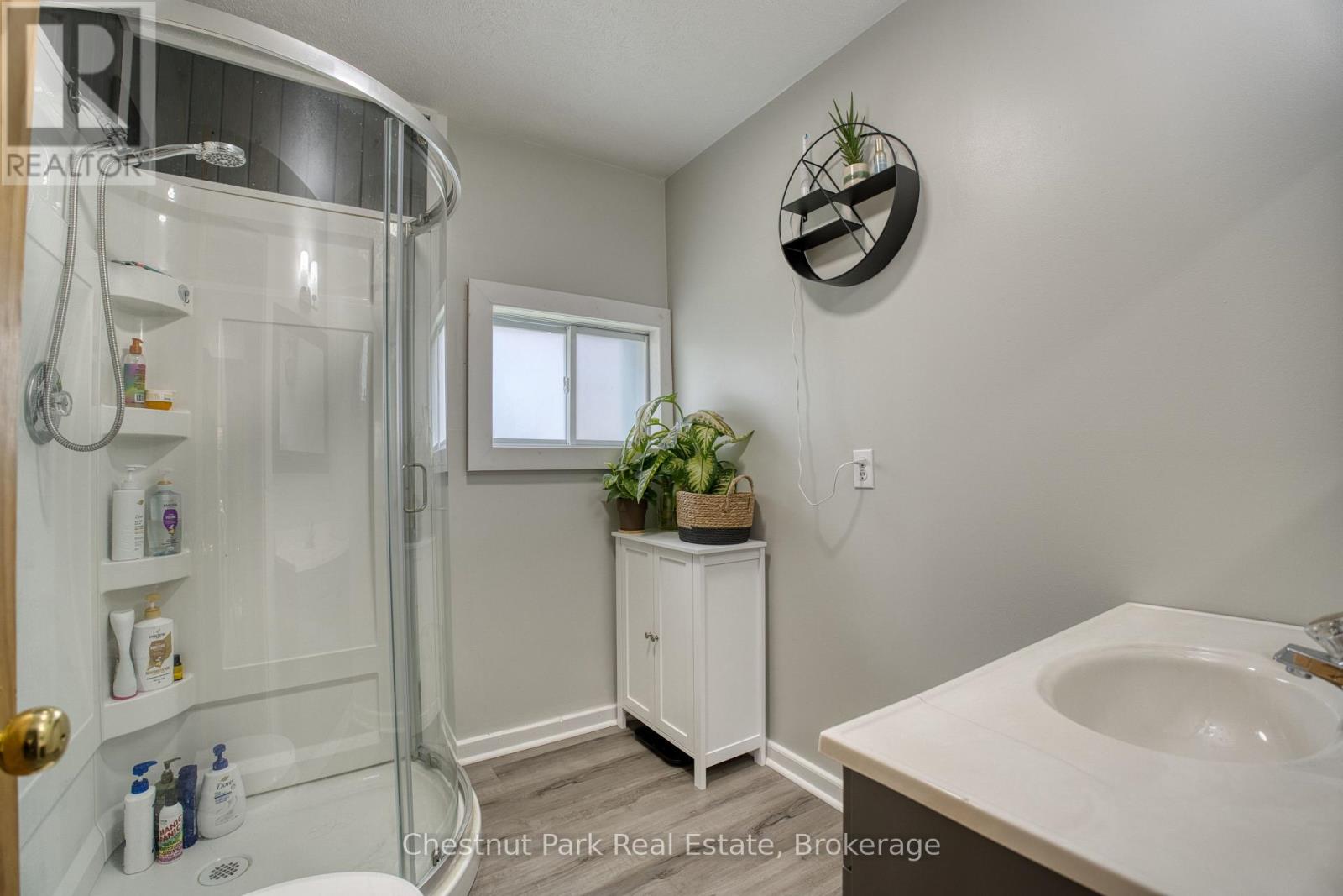 529 Claude Street, South Bruce Peninsula, Ontario  N0H 2T0 - Photo 7 - X13096338