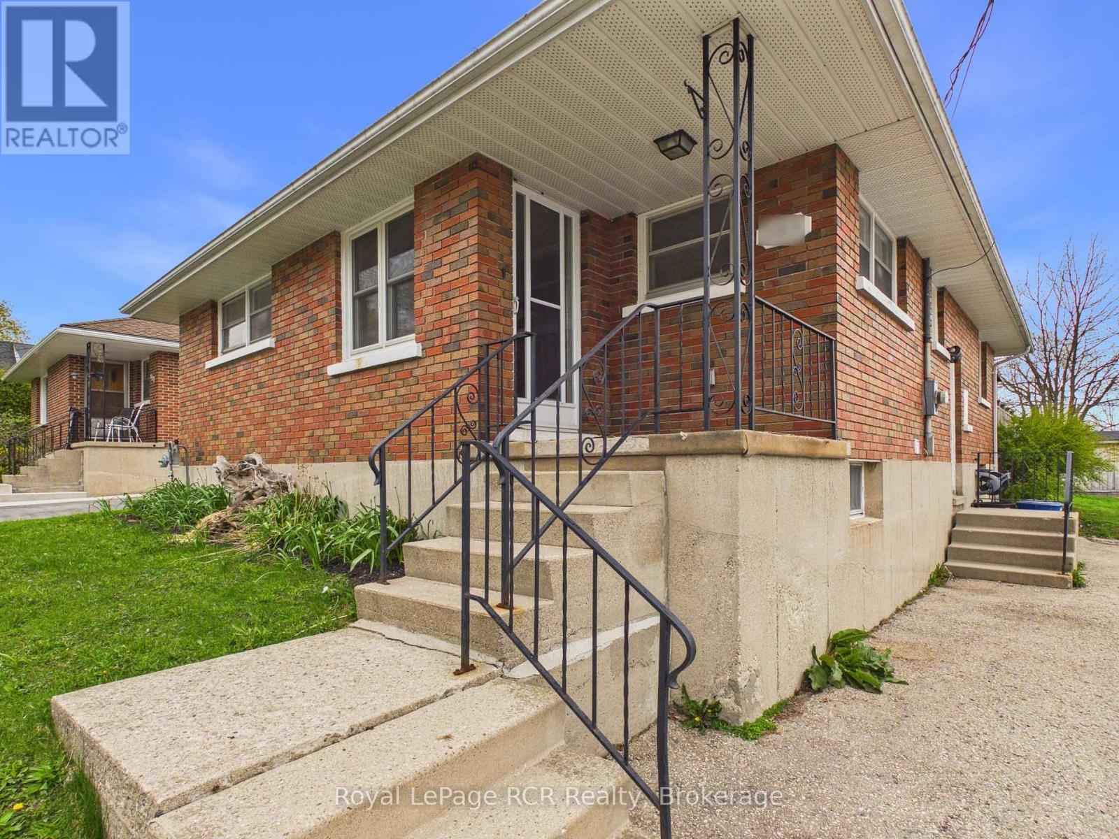 153 Carling Terrace, North Huron, Ontario  N0G 2W0 - Photo 2 - X13096750
