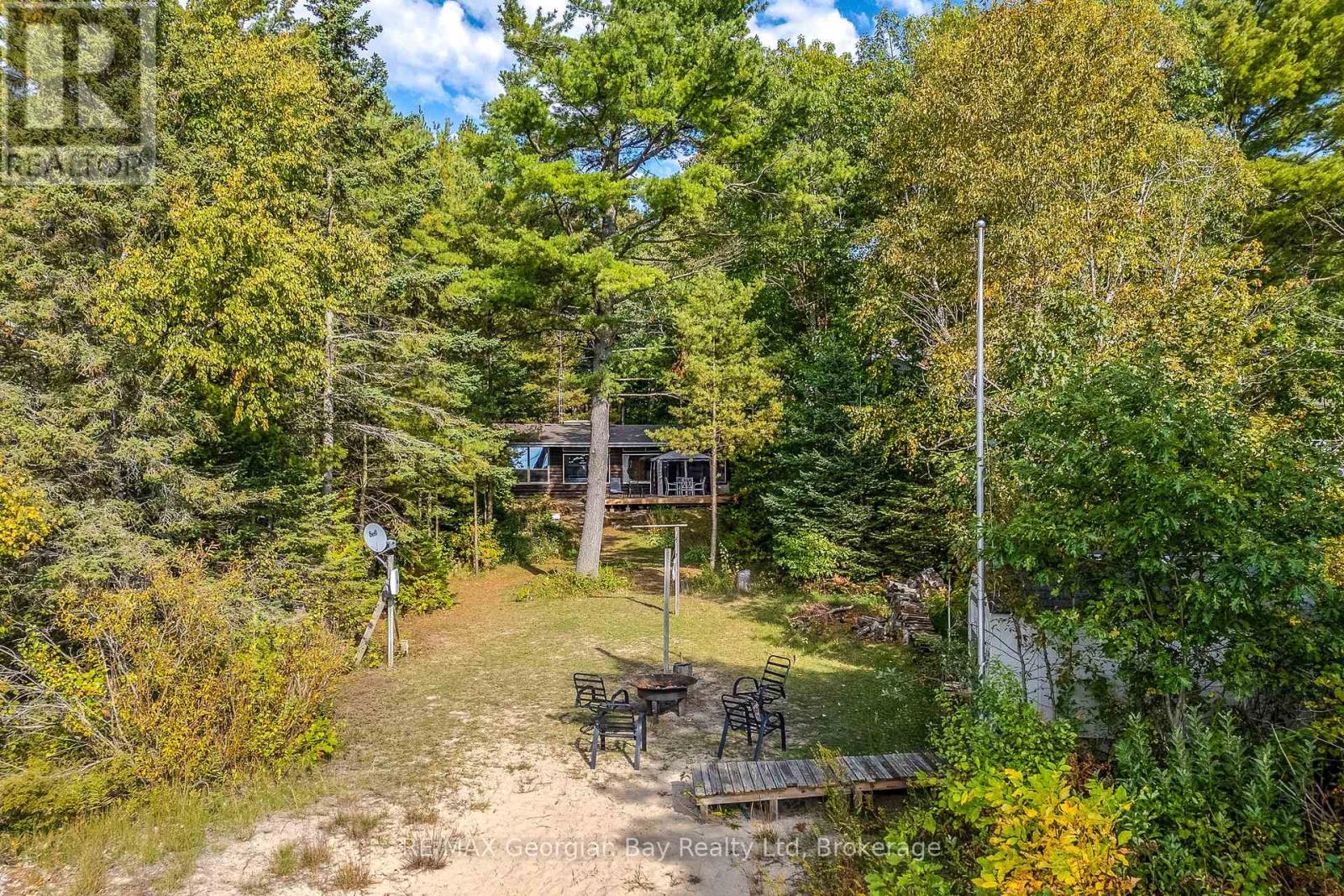 100 Nottawaga Drive, Tiny, Ontario  L0L 2J0 - Photo 11 - S13097264