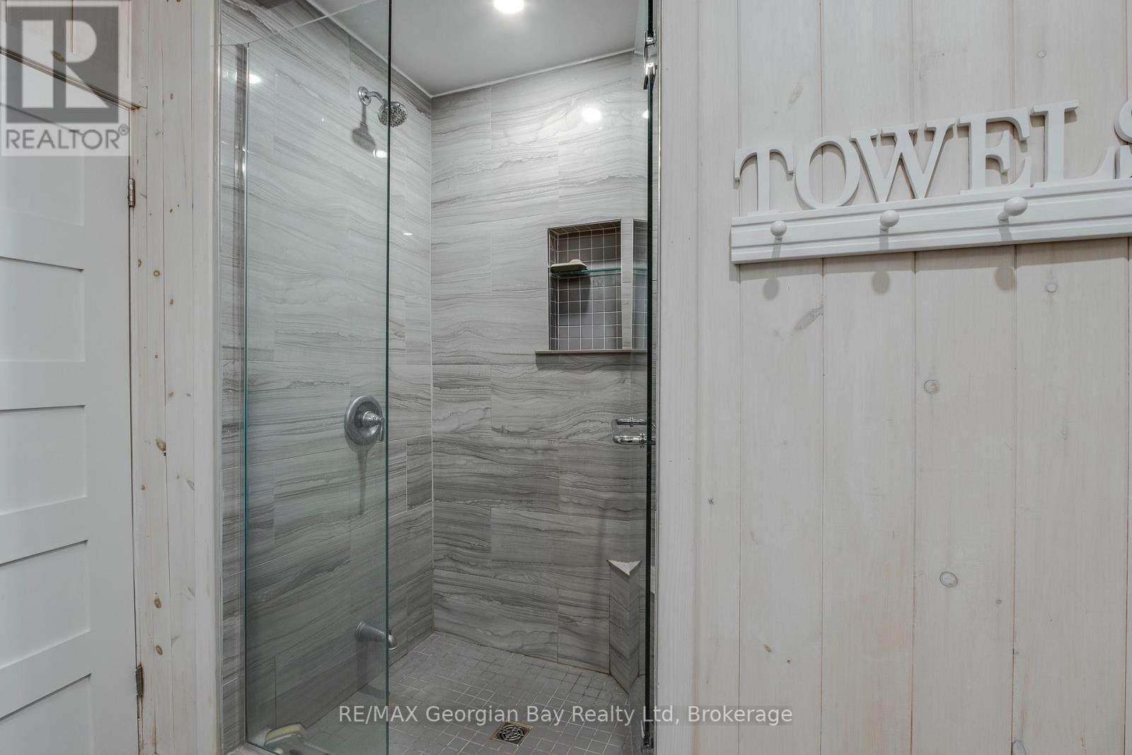 100 Nottawaga Drive, Tiny, Ontario  L0L 2J0 - Photo 25 - S13097264